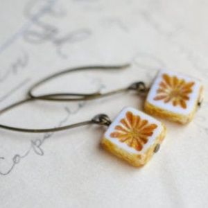 Ivory White Antique Earrings